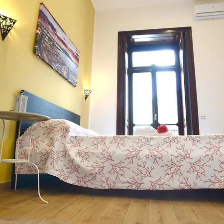 Vic' Street B&B 나폴리